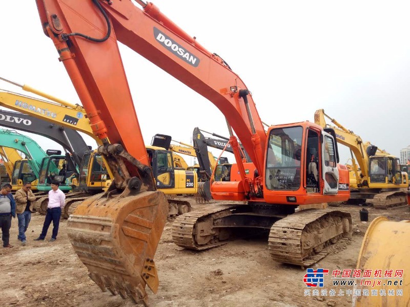 常州市出售转让二手斗山土方机械