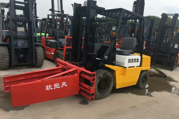 常州市出售转让二手卡特彼勒电动叉车
