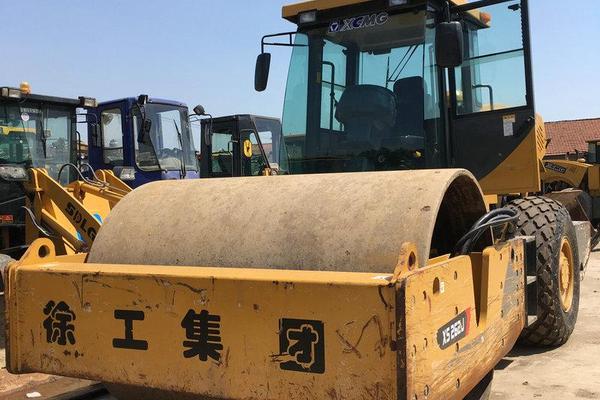 长春市出售转让二手压路机