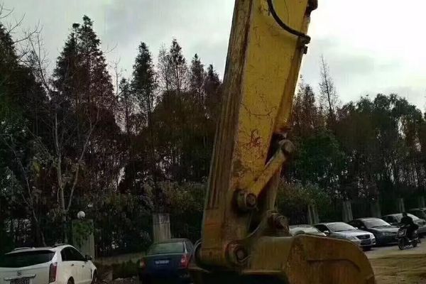 本溪市出售转让二手小松土方机械