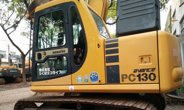 恩施出售转让二手小松土方机械