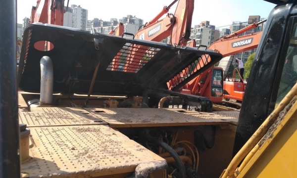 赣州市出售转让二手卡特彼勒土方机械