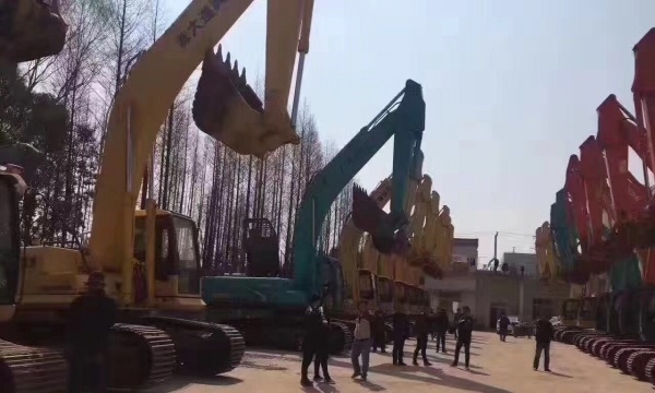 合肥市出售转让二手小松土方机械