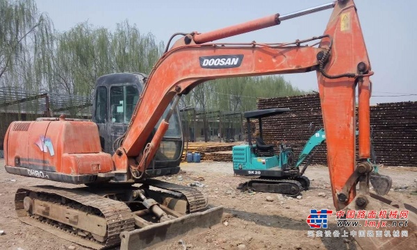 合肥市出售转让二手斗山土方机械