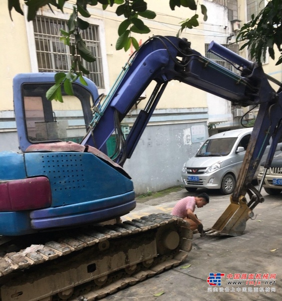 佛山市出售转让二手小松土方机械