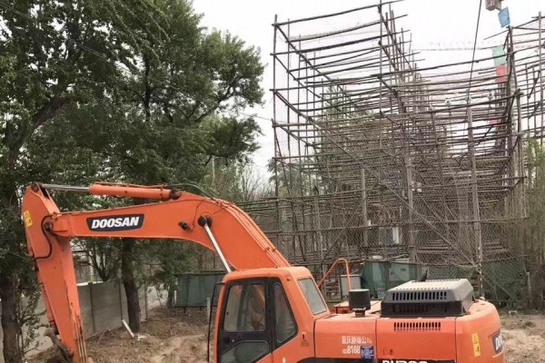 哈尔滨市出售转让二手斗山土方机械