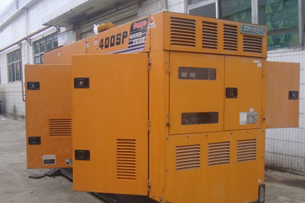 丹东市出售转让二手小松柴油发电机