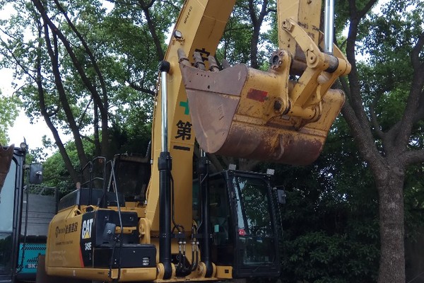 贵阳市出售转让二手卡特彼勒土方机械
