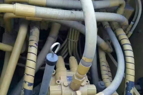 哈尔滨市出售转让二手卡特彼勒土方机械