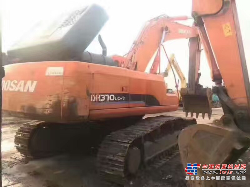 铜仁地区出售转让二手斗山土方机械
