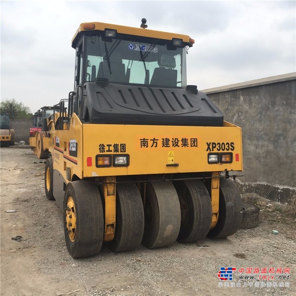 乌鲁木齐市出售转让二手徐工压路机