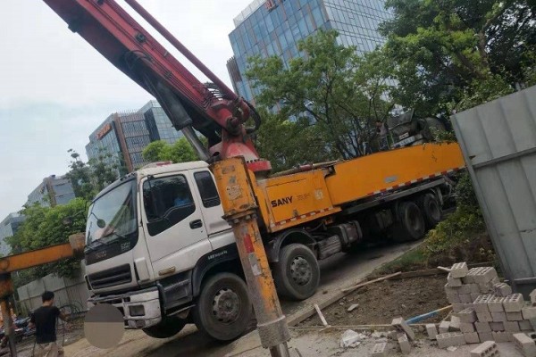 襄樊襄阳市出售转让二手三一混凝土机械