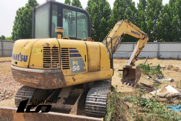 郑州市出售转让二手7944小时2011年小松PC56-7挖掘机