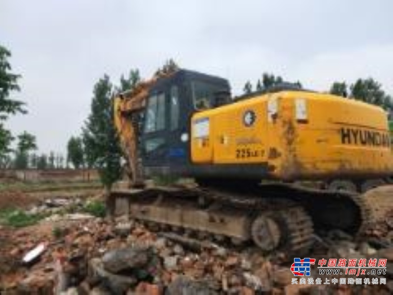 郑州市出售转让二手2011年现代R225LC-7挖掘机