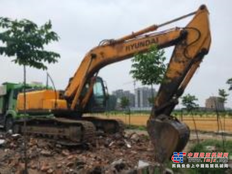 郑州市出售转让二手2011年现代R225LC-7挖掘机