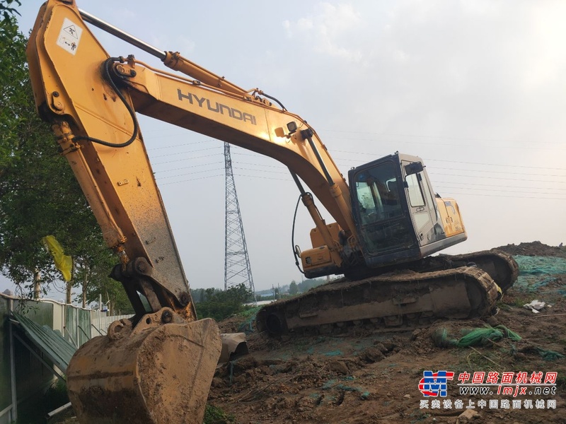 郑州市出售转让二手2011年现代R225LC-7挖掘机
