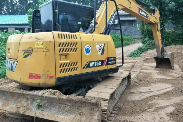 郑州市出售转让二手2362小时2018年三一SY75C挖掘机