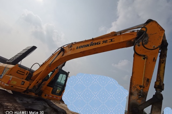 郑州市出售转让二手2383小时2017年龙工LG6225E挖掘机