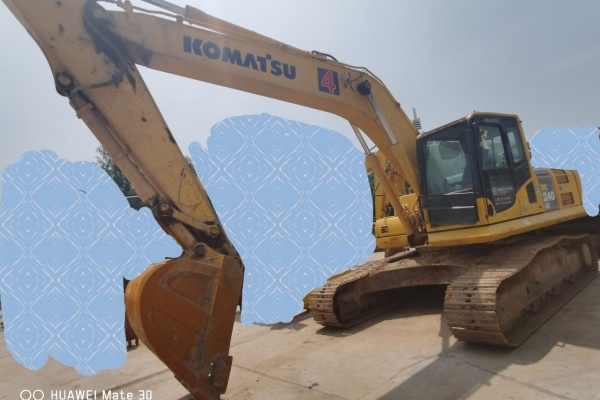郑州市出售转让二手6200小时2013年小松PC240LC-8M0挖掘机