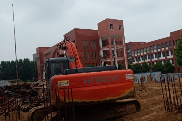 郑州市出售转让二手9758小时2013年日立ZX240-3G挖掘机