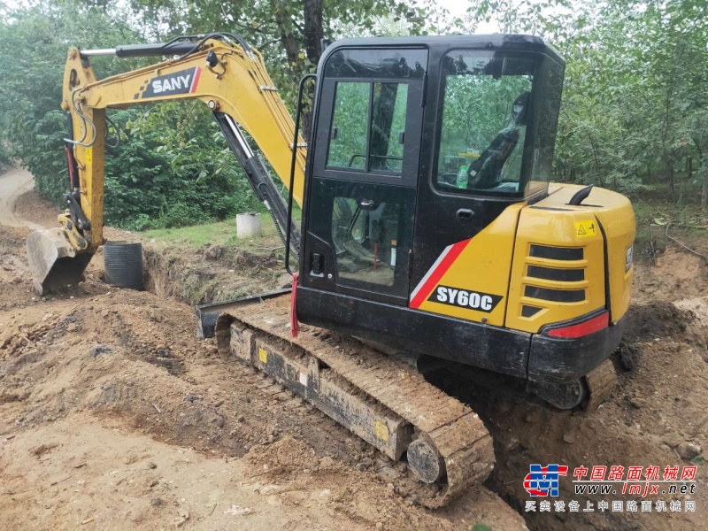 郑州市出售转让二手1128小时2020年三一SY60C挖掘机