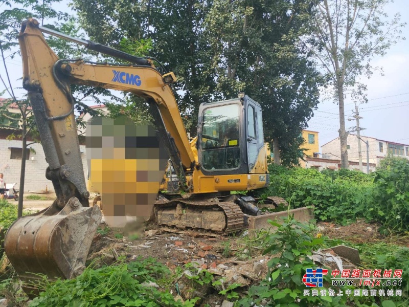 郑州市出售转让二手2153小时2018年徐工XE60D挖掘机