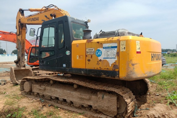 郑州市出售转让二手2013年现代R225LC-7挖掘机
