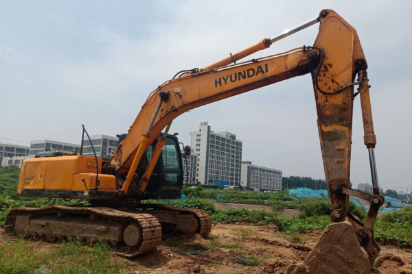 郑州市出售转让二手2013年现代R225LC-7挖掘机