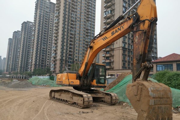 郑州市出售转让二手2011年三一SY235C-8S挖掘机