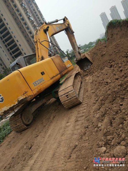 郑州市出售转让二手2009年徐工XE230C挖掘机