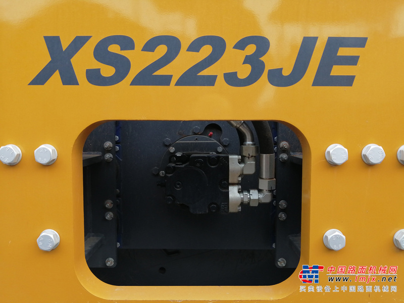 徐州市出售转让二手不详小时2021年徐工XS223JE单钢轮压路机