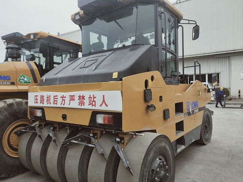 徐州市出售转让二手不详小时2020年徐工XP303K轮胎压路机