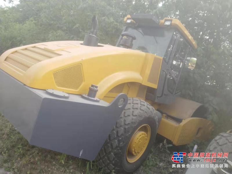 徐州市出售转让二手不详小时2018年徐工XS223单钢轮压路机