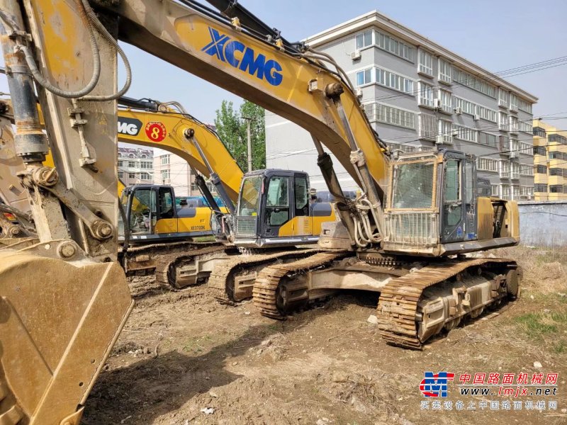 潍坊市出售转让二手不详小时2017年徐工XE470D挖掘机
