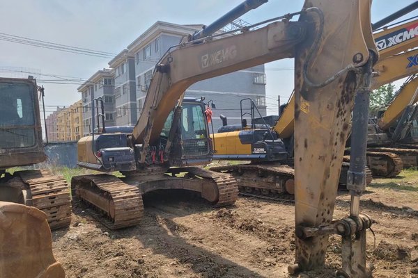 济南市出售转让二手不详小时2020年徐工XE270DK挖掘机