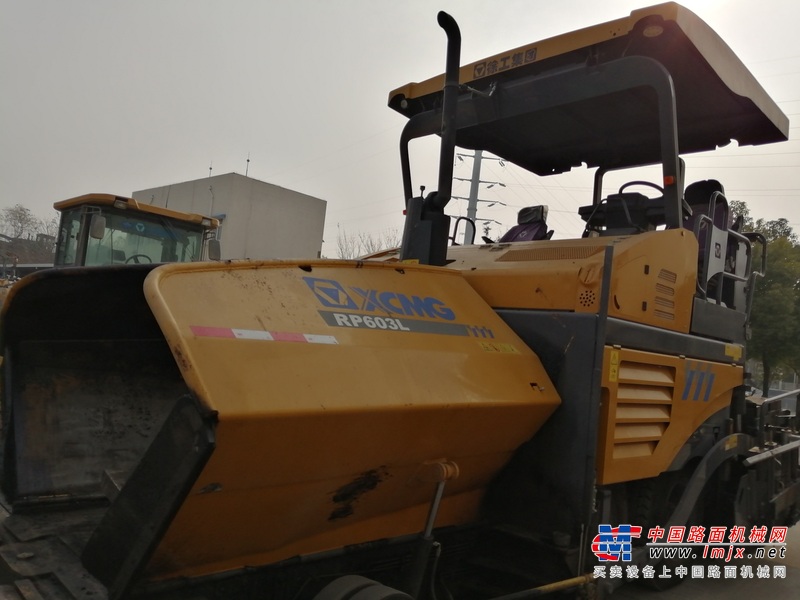 徐州市出售转让二手不详小时2019年徐工RP603L沥青摊铺机