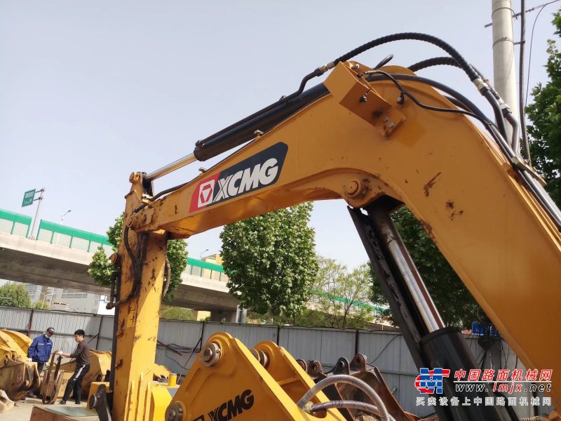济南市出售转让二手不详小时2020年徐工XE60DA挖掘机