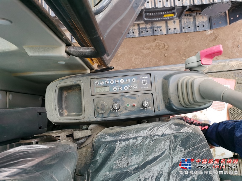 徐州市出售转让二手不详小时2019年徐工XE80D挖掘机