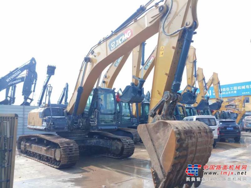 济南市出售转让二手不详小时2020年徐工XE270DK挖掘机
