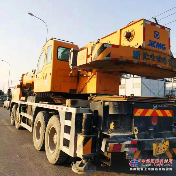 泰州市出售转让二手不详小时2013年徐工QY70K-I汽车起重机