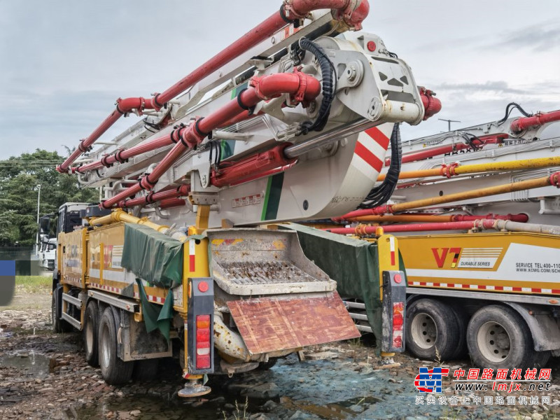 徐州市出售转让二手不详小时2020年徐工HB56泵车