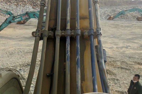 宁德市出售转让二手不详小时2019年岛宇机械ZL18X-1抓草挖掘机