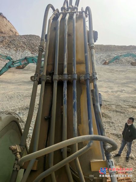 宁德市出售转让二手不详小时2019年岛宇机械ZL18X-1抓草挖掘机