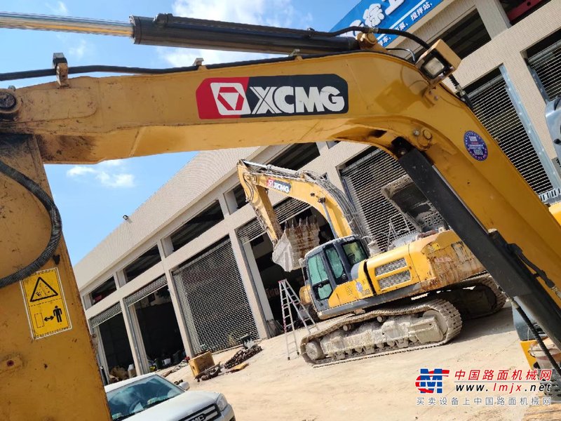 福州市出售转让二手不详小时2020年宝龙重工ZL-20挖掘机