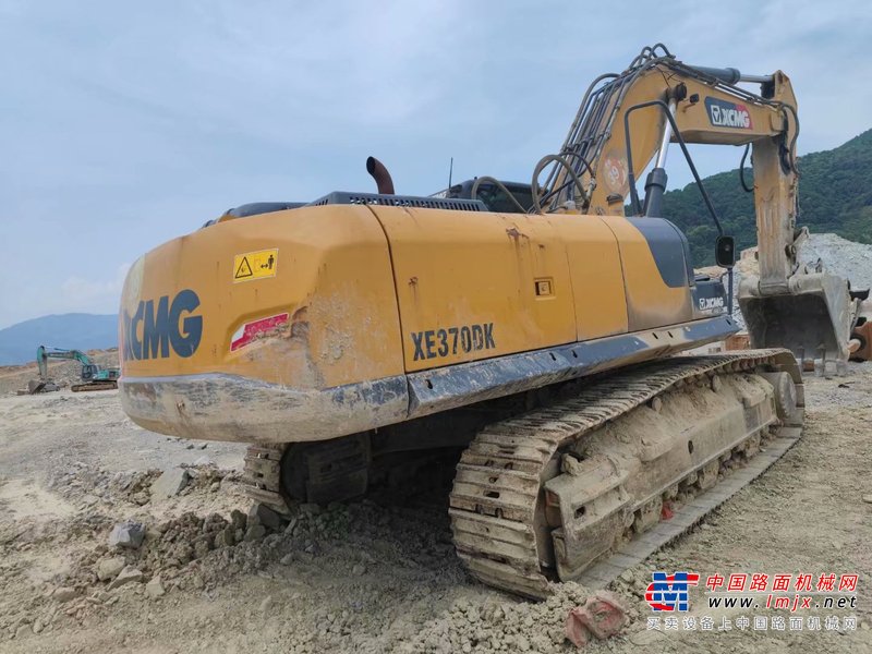 宁德市出售转让二手不详小时2019年岛宇机械ZL18X-1抓草挖掘机