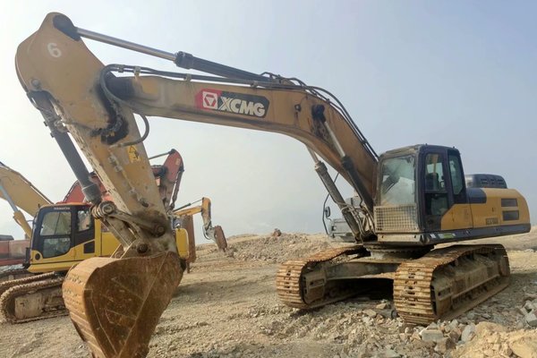 宁德市出售转让二手不详小时2019年岛宇机械ZL18X-1抓草挖掘机