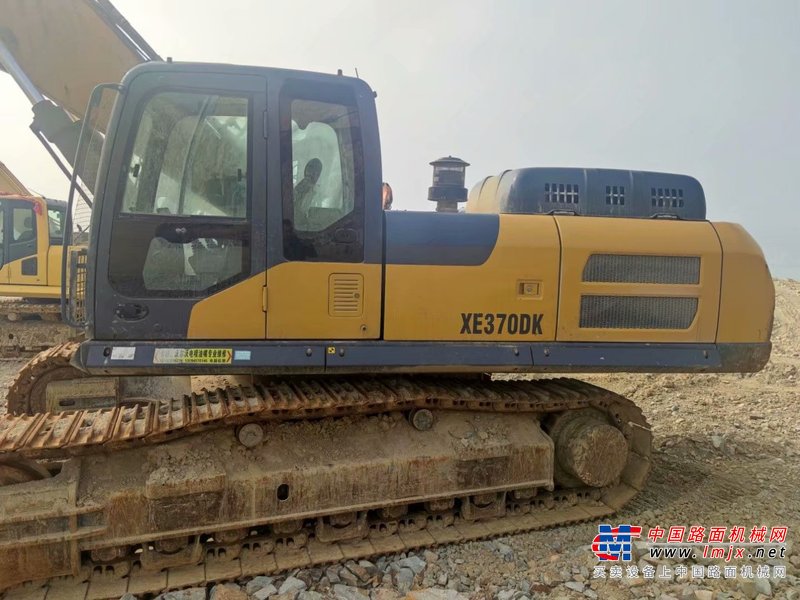 宁德市出售转让二手不详小时2019年岛宇机械ZL18X-1抓草挖掘机