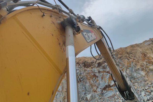 宁德市出售转让二手不详小时2021年岛宇机械ZL940粮食专用加高小型挖掘机