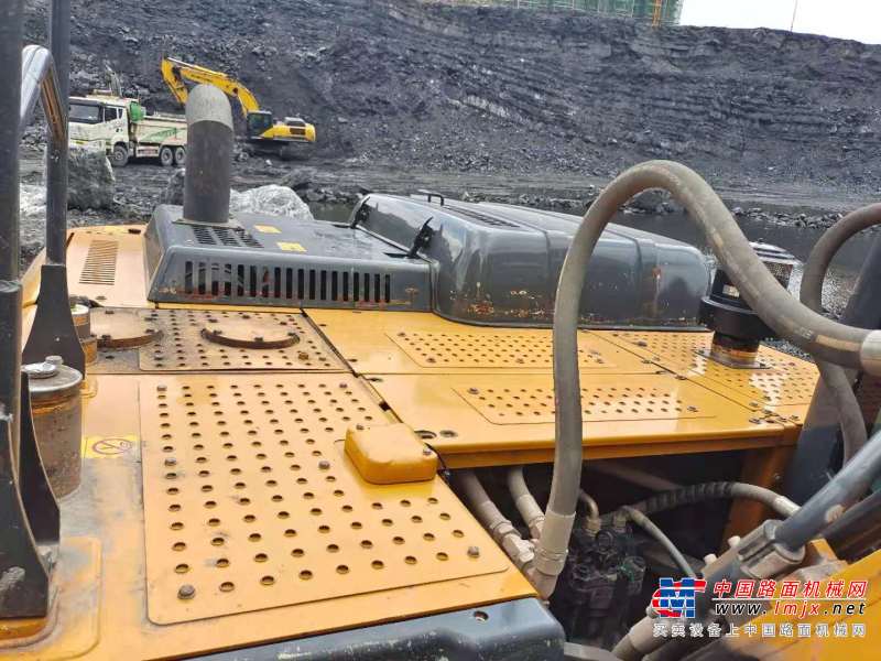 邵阳市出售转让二手不详小时2020年徐工XE370DK挖掘机
