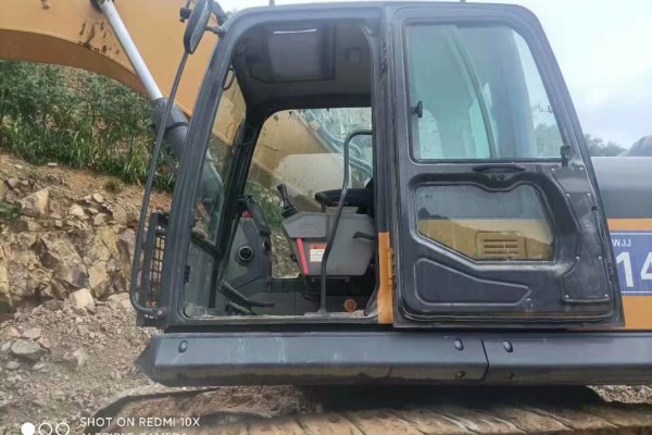 福州市出售转让二手不详小时2020年岛宇机械ZL18抓草挖掘机